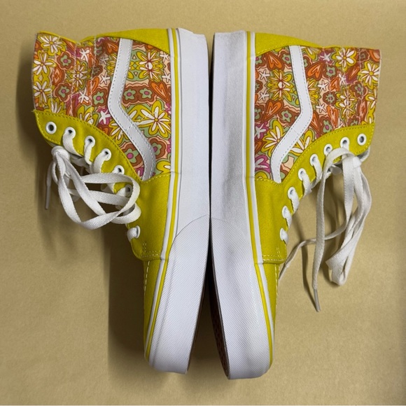NEW Vans UA SK8-Hi Tapered Yellow Floral Print Sneakers in Psychedelic Resort - Picture 6 of 11